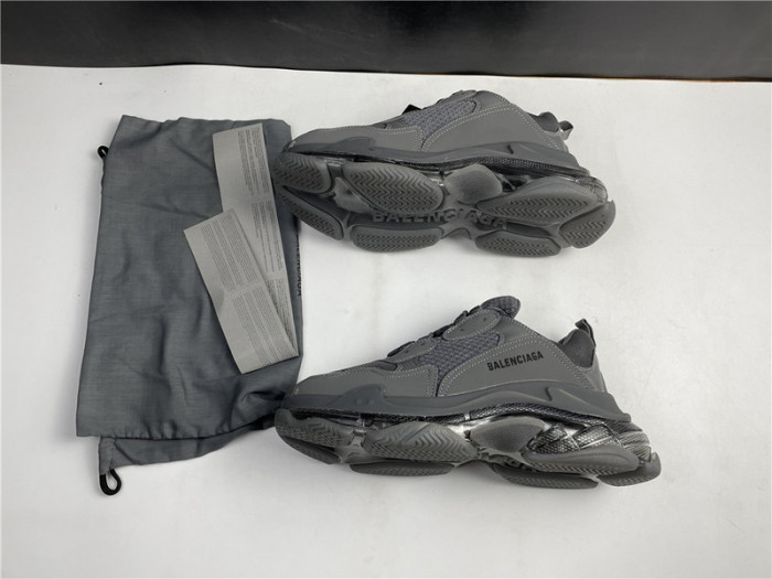 Ba*len*cia*ga triple s sneaker 