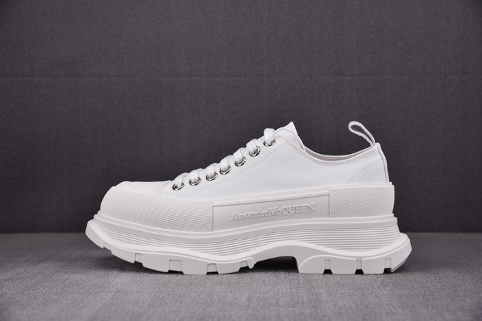 alexander mcqueen tread slick lace up boot white
