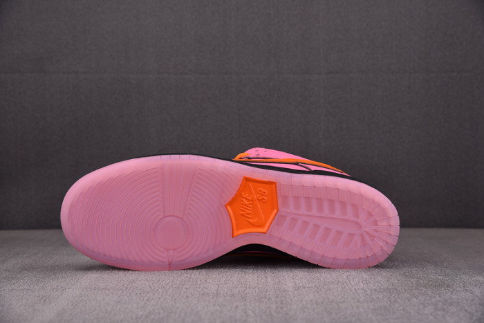 the powerpuff girls x nike sb dunk low blossom