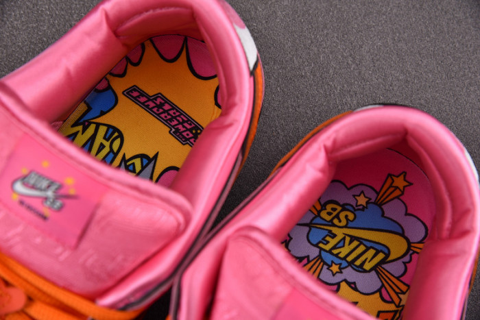 the powerpuff girls x nike sb dunk low blossom