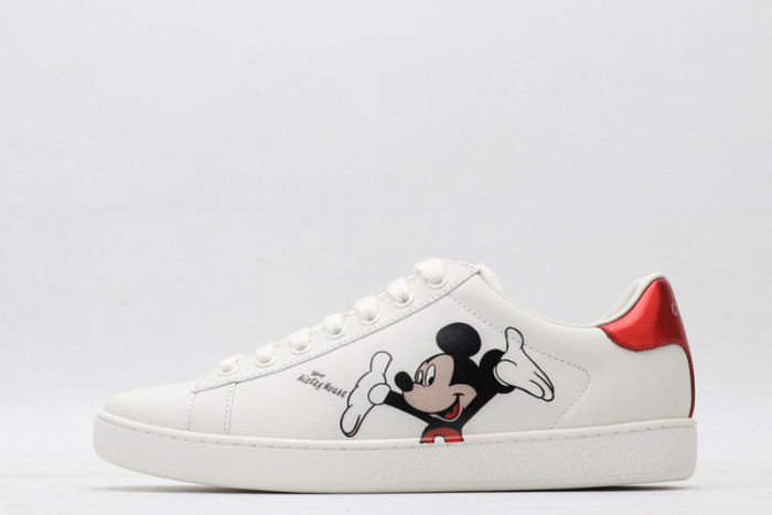 G*u*i sneaker g1000026