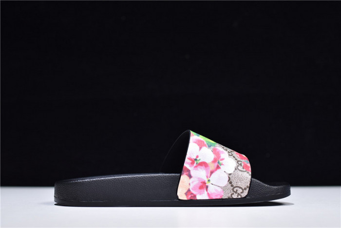 gucc1 sandals