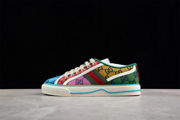 G*u*i sneaker g1000004