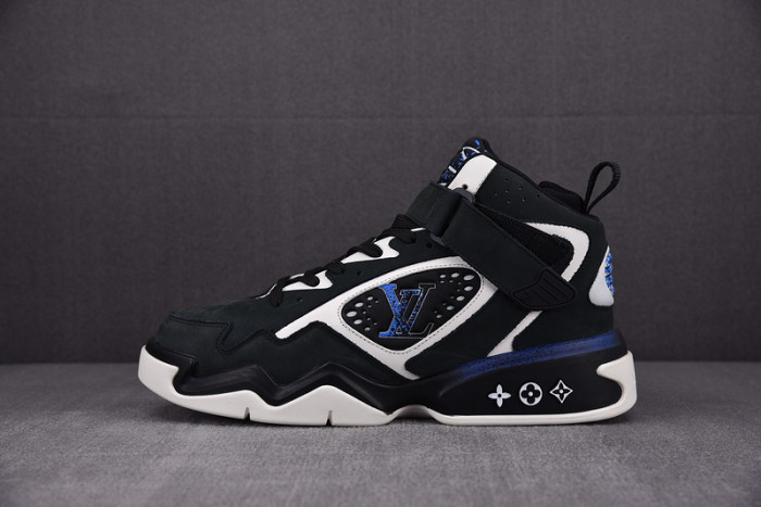lou1s V*t*n trainer top