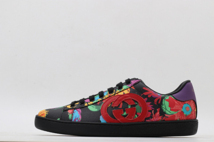 G*u*i sneaker g1000027